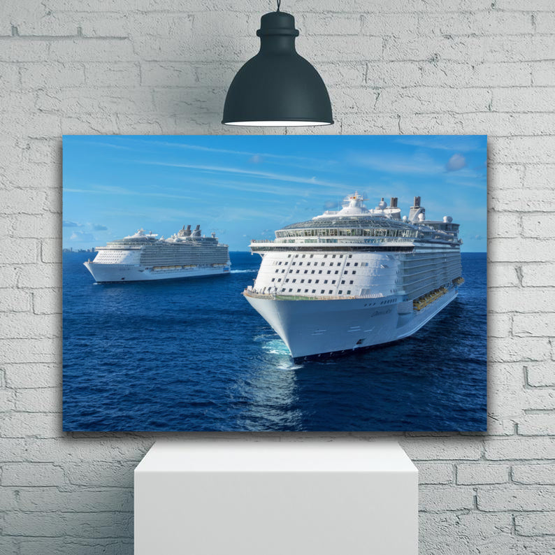 Cruise Ships Leaving Port 1JP379