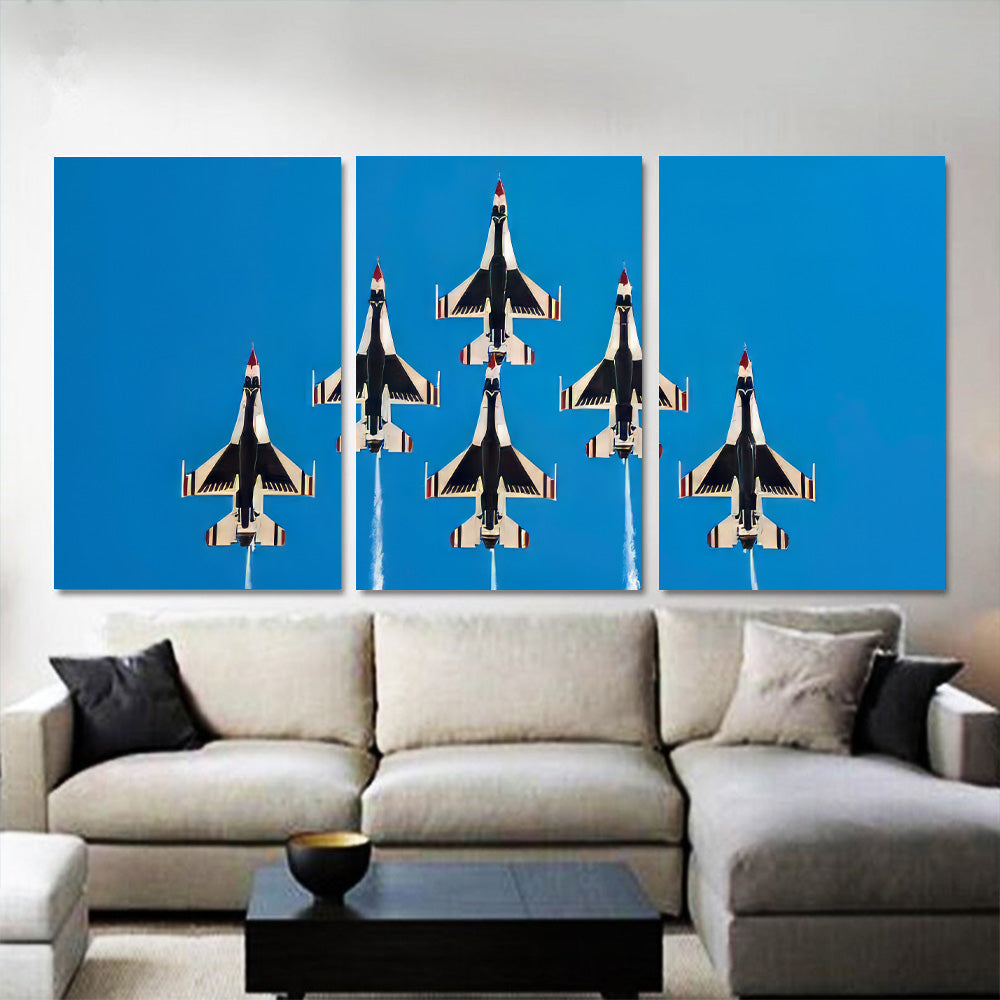 Thunderbirds F-16`s in Formation 1JP444