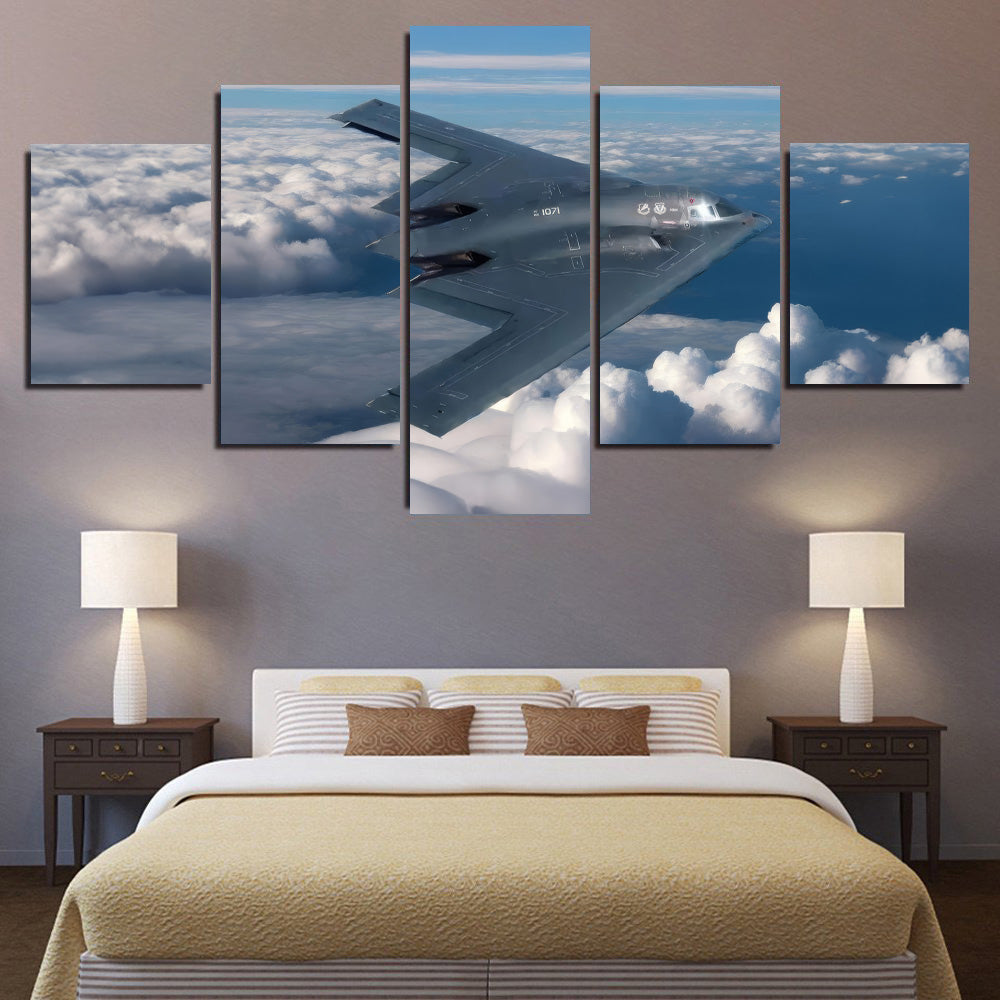 B-2 Spirit Bomber in Flight 1JP539