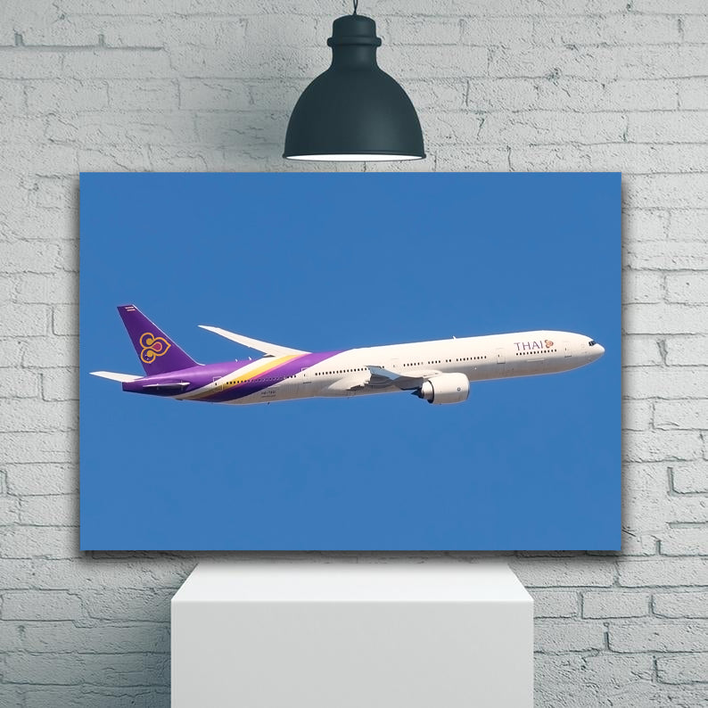 Thai Airways 777-300 1PDK041