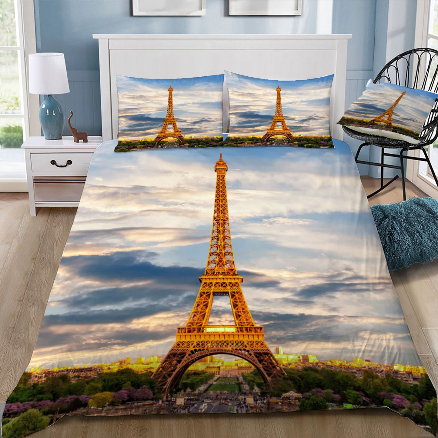 Eiffel Tower Doona / Duvet Cover and 2 Pillow Slips