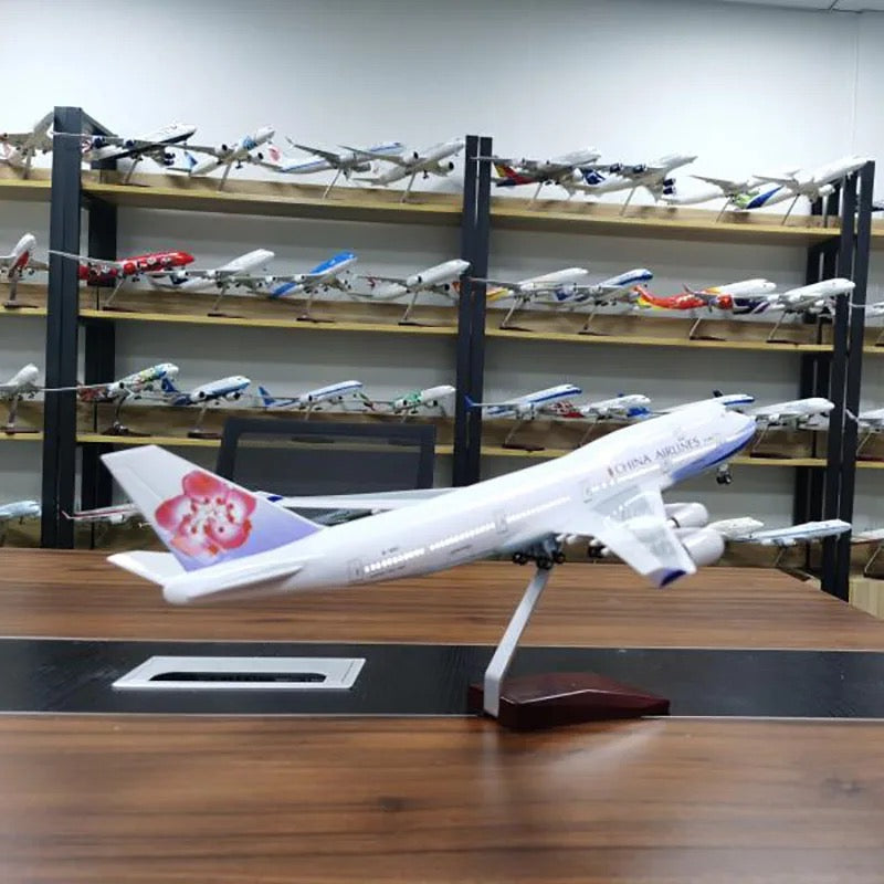 China Airways Boeing 747-400 47cm 1/160 LED & Non LED Model Plane