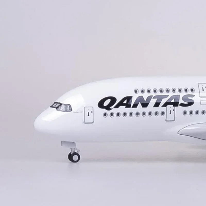 47cm 1/160 LED & Non LED Qantas A380 Model Plane