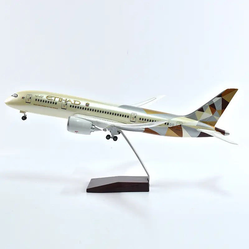 Etihad Boeing 787-9 47cm 1/160 LED & Non LED Model Plane
