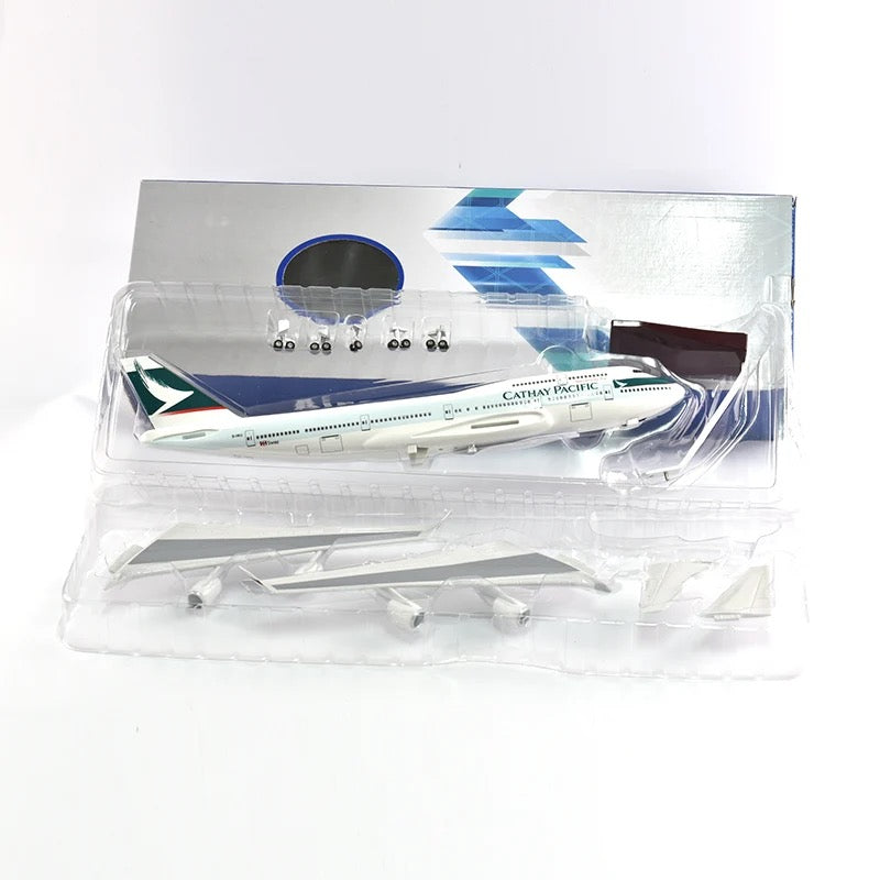 Cathay Pacific Boeing 747 47cm 1/160 LED & Non LED Model Plane