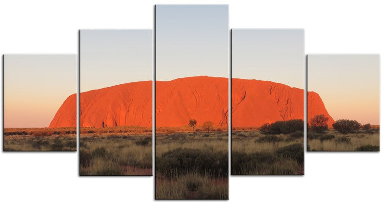 Uluru (Ayers Rock) at Sunset 1JP001