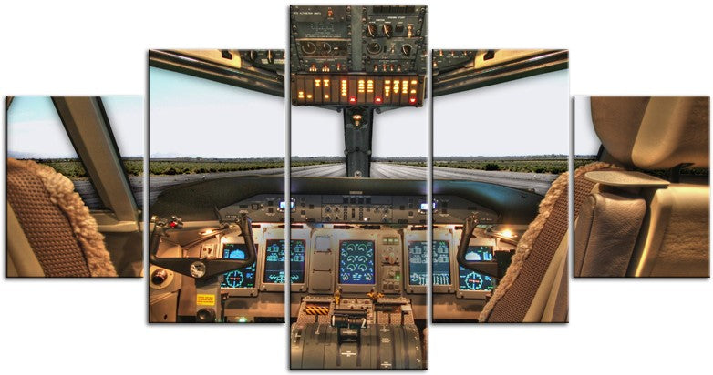 Airline Cockpit1JP040