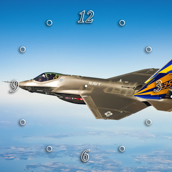 F-35 Lightning in Flight 1JPD153