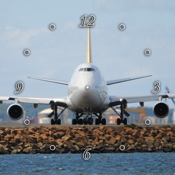 Boeing 747 Head On 1PMW007