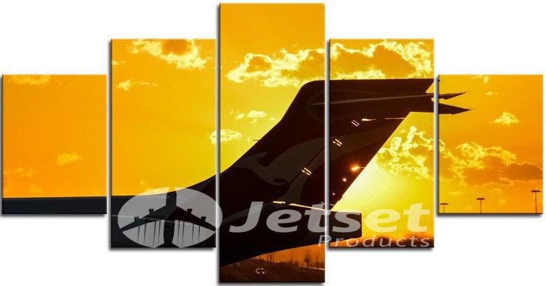 Qantas 717 in the Midst of a Sydney Sunset 1PTJ009