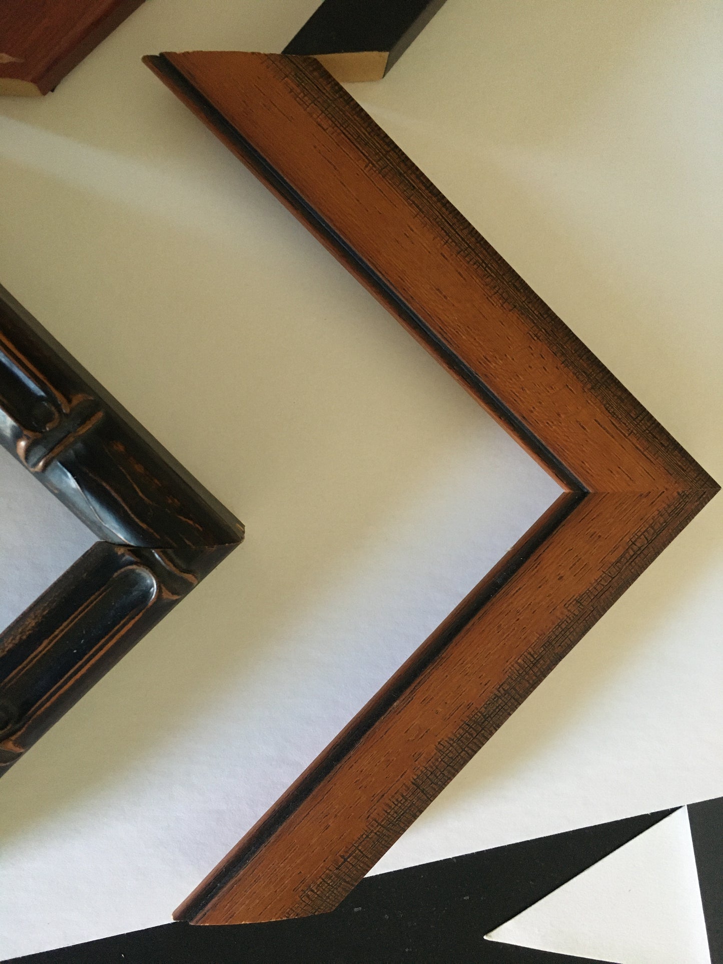 Qantas VH-OJA Touching Down for the Last Time , Framed Pictures in Metallic Finish