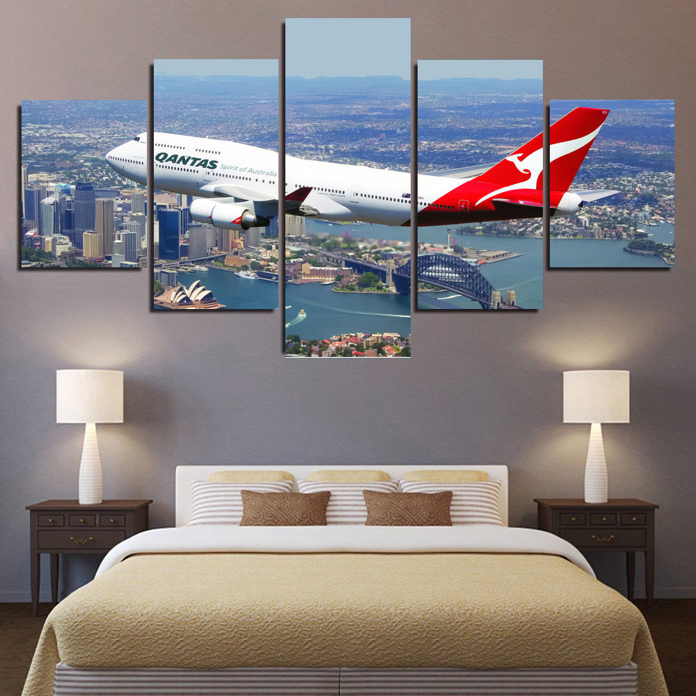 Qantas 747-400 Over Sydney Harbour  1JP317