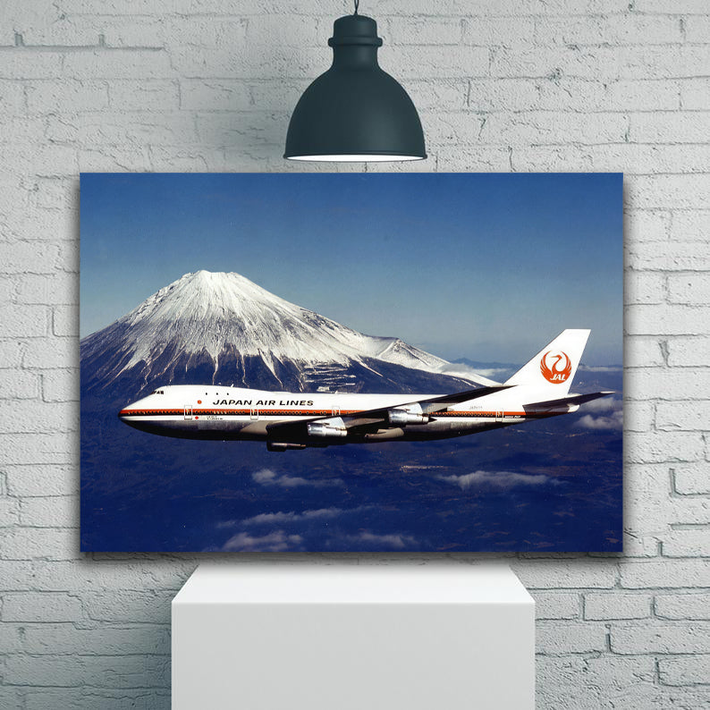 Japan Air Lines 747 & Mt Fuji 1JP422