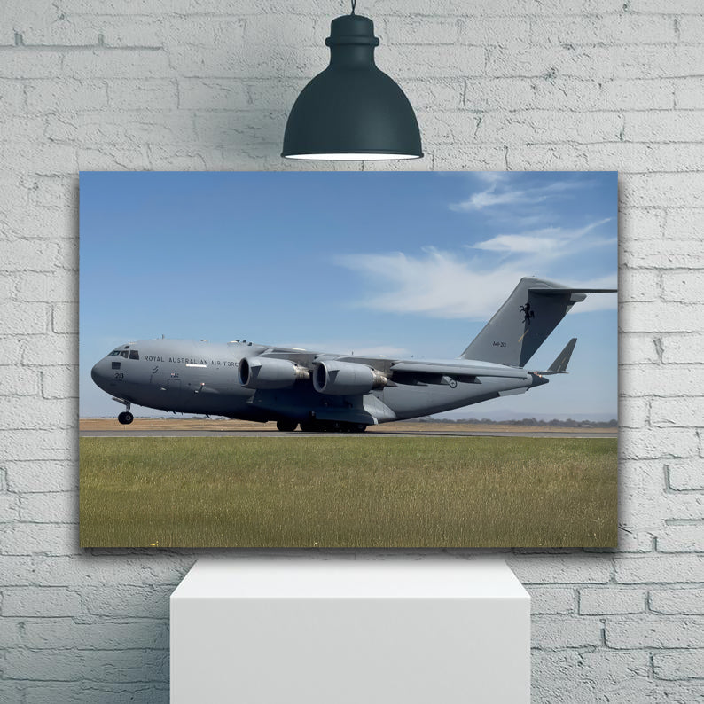 RAAF C-17 Globemaster taking off 1JP557