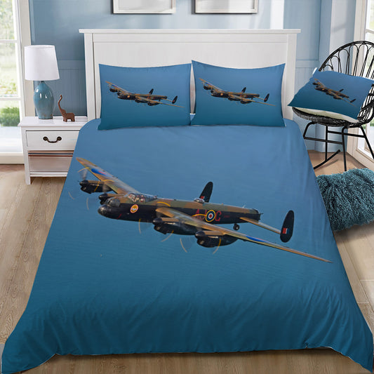 Avro Lancaster in Flight Doona / Duvet Cover and 2 Pillow Slips
