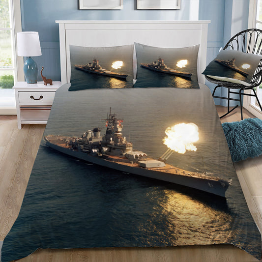 USN Battleship Iowa Firing Her Guns Doona / Duvet Cover and 2 Pillow Slips