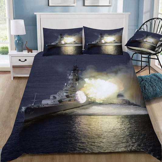 USS Wisconsin Battleship Firing Her Guns Doona / Duvet Cover and 2 Pillow Slips