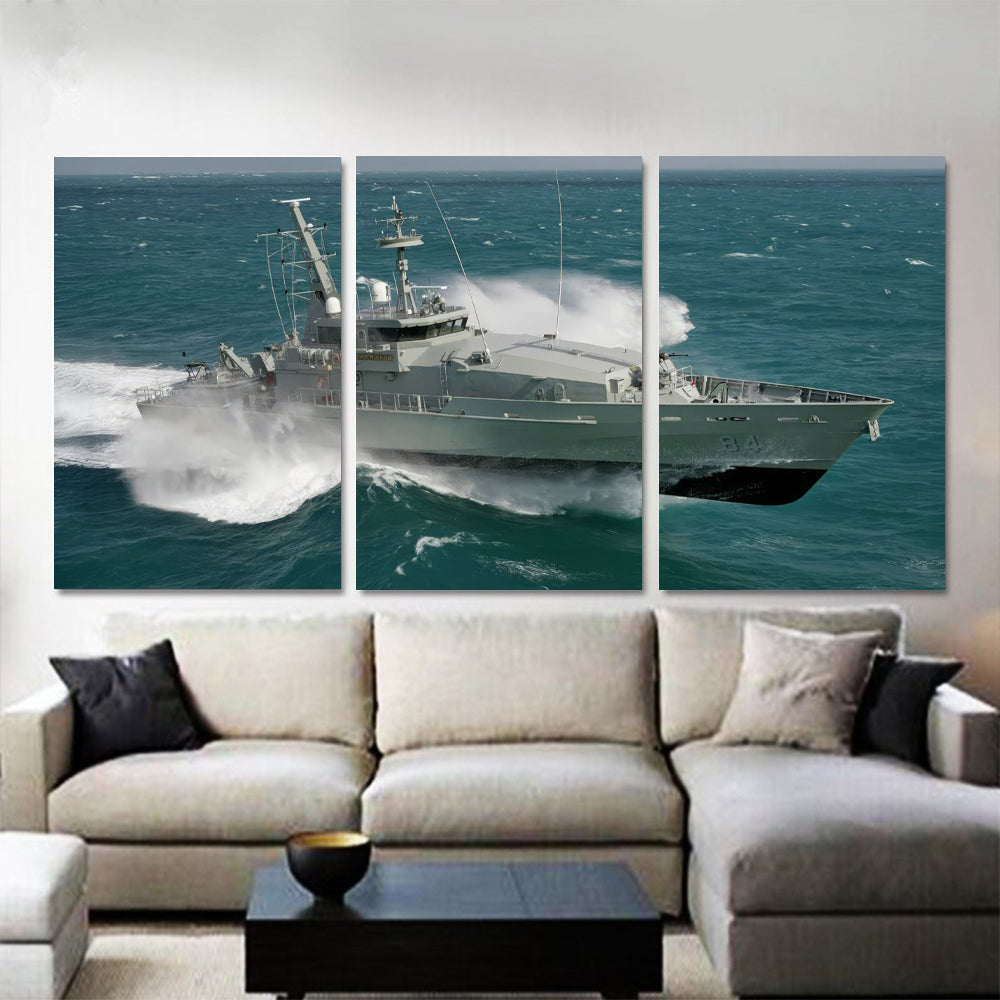 HMAS Larrakia Patrol Boat 1JPN022