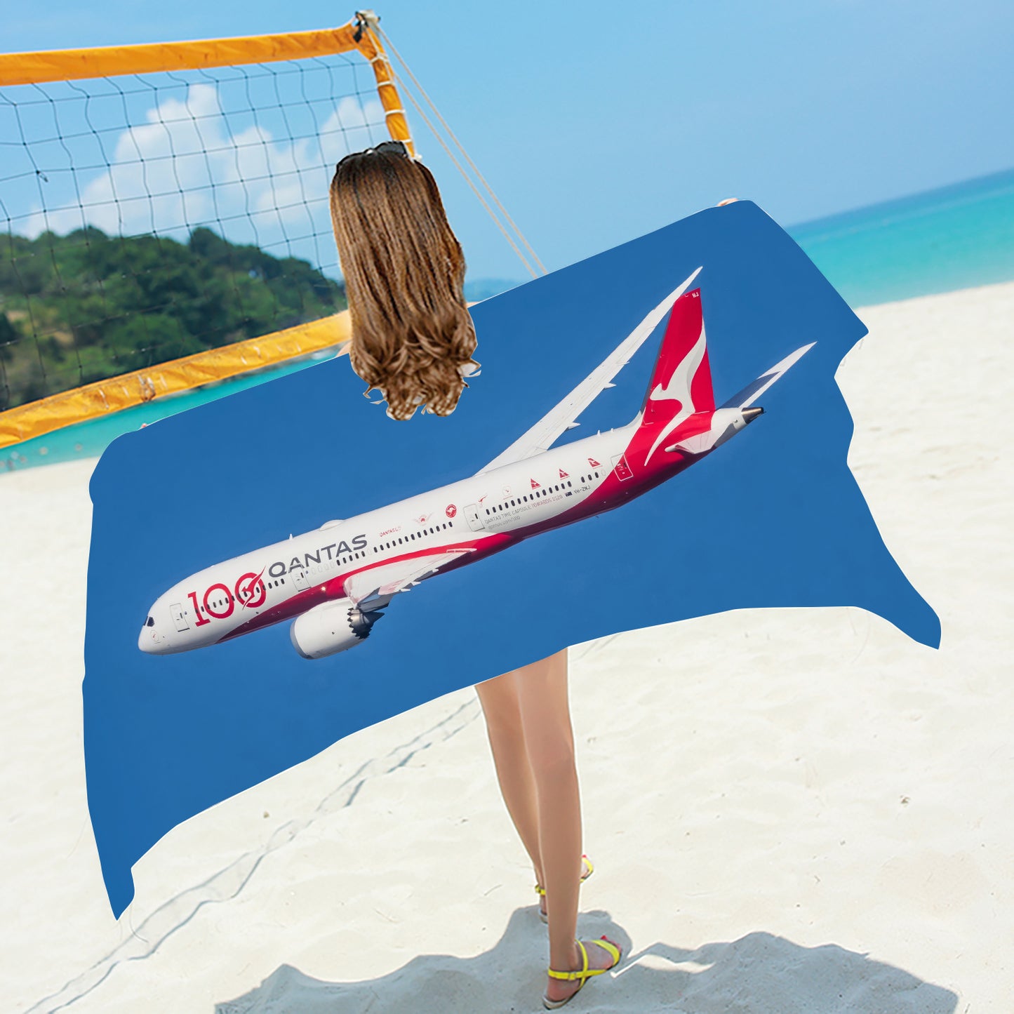 Qantas Boeing 787-9 VH-ZNJ 100 Years Dreamliner Beach / Bath Towel