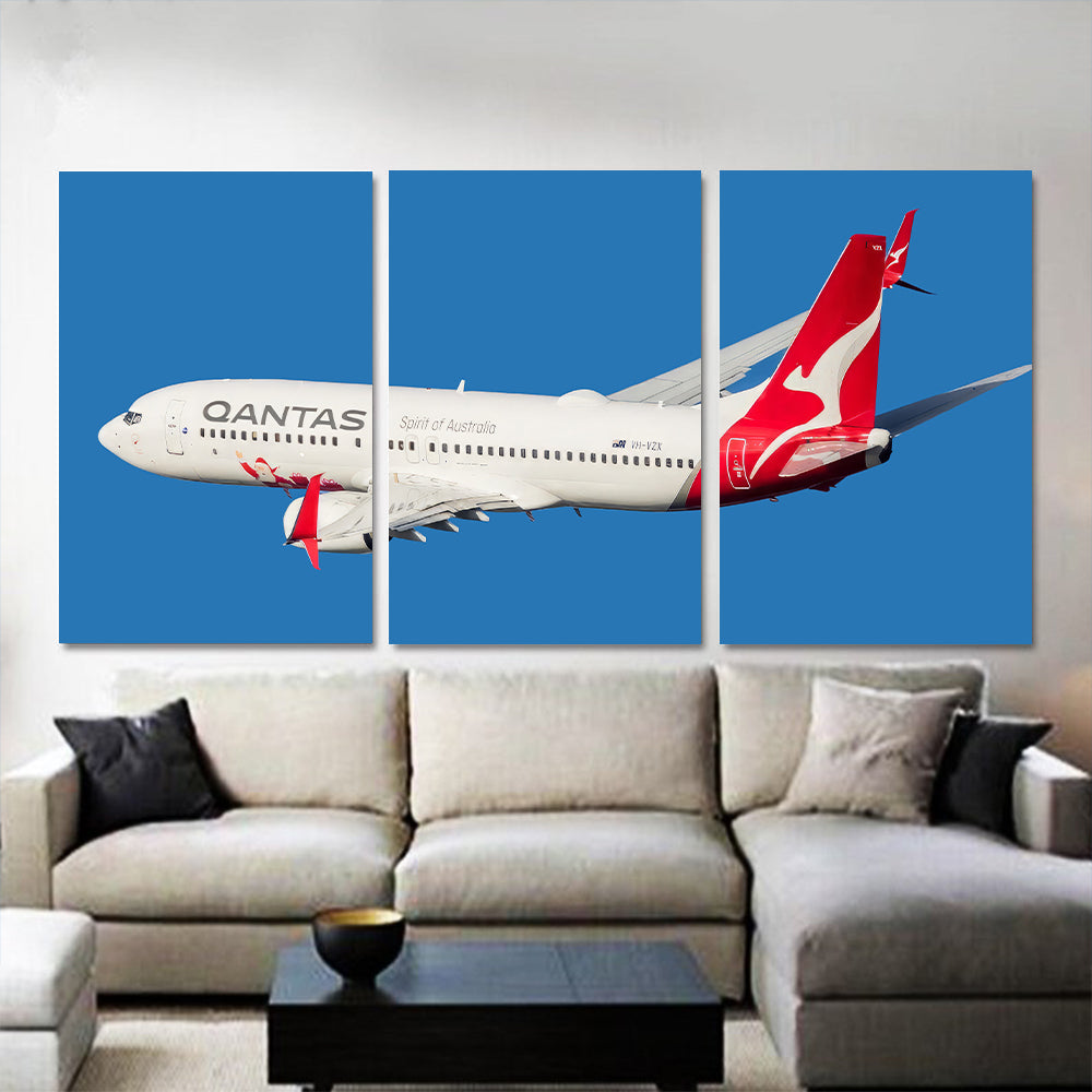 Qantas Boeing 737 With Santa Canvas Prints