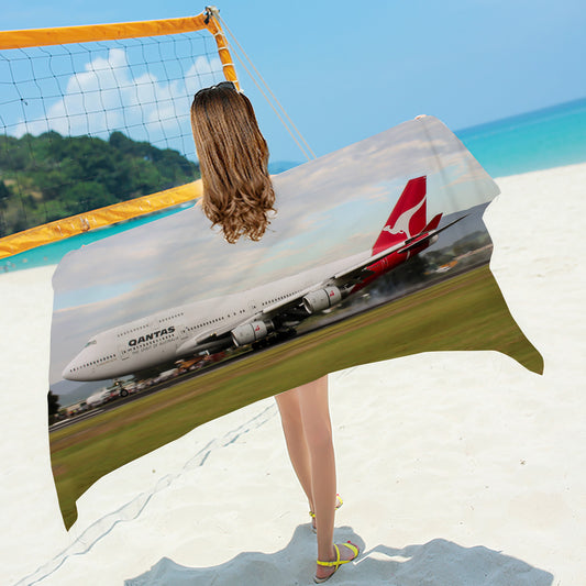 Qantas 747-400 VH-OJA Final Landing Beach / Bath Towel