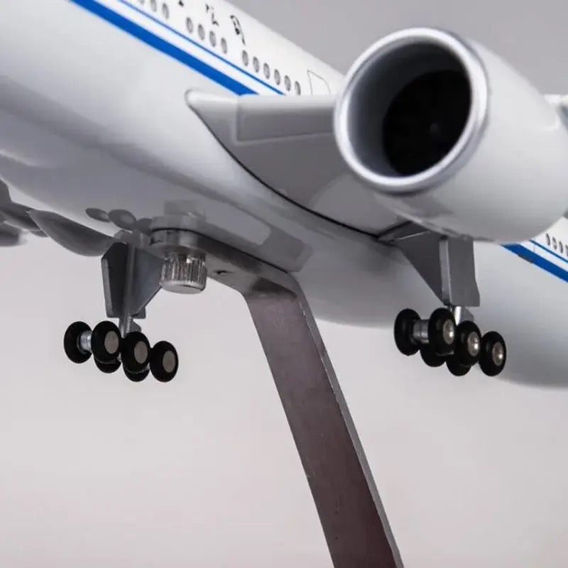 47cm 1/160 LED & Non LED Air China Boeing 777 Model Plane
