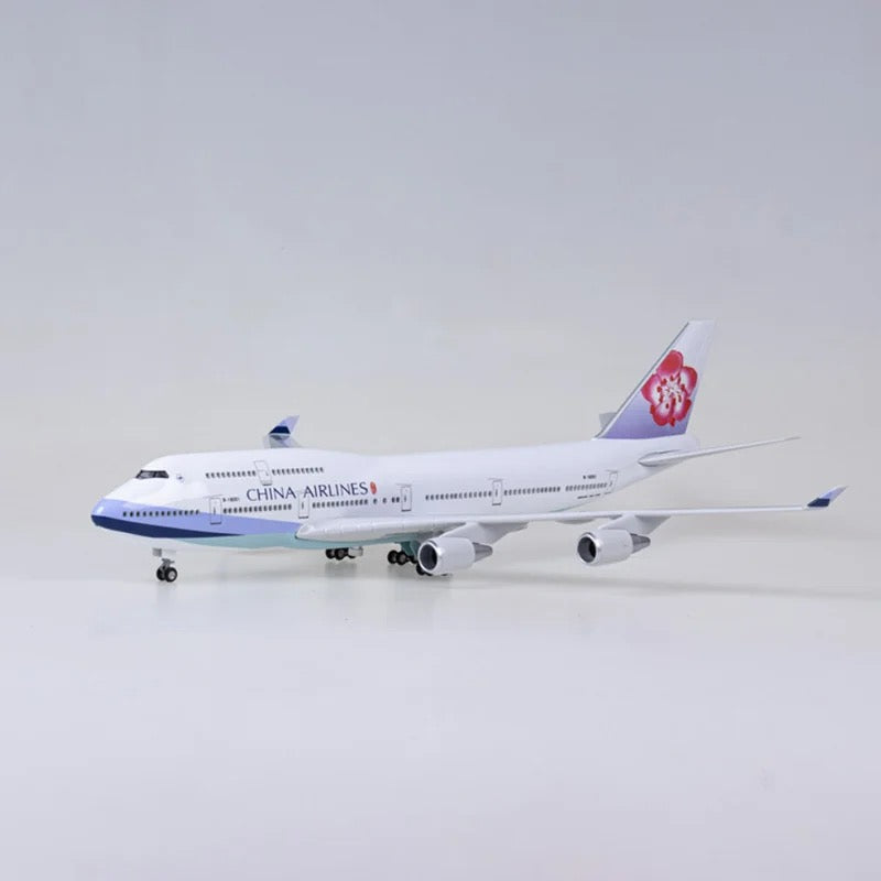 China Airways Boeing 747-400 47cm 1/160 LED & Non LED Model Plane