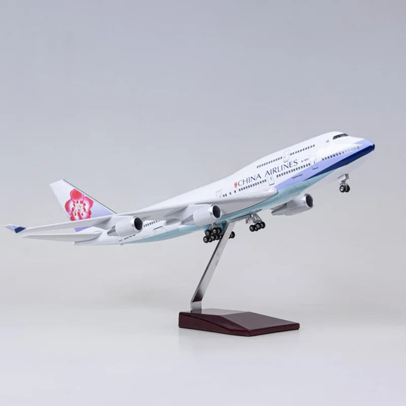 China Airways Boeing 747-400 47cm 1/160 LED & Non LED Model Plane
