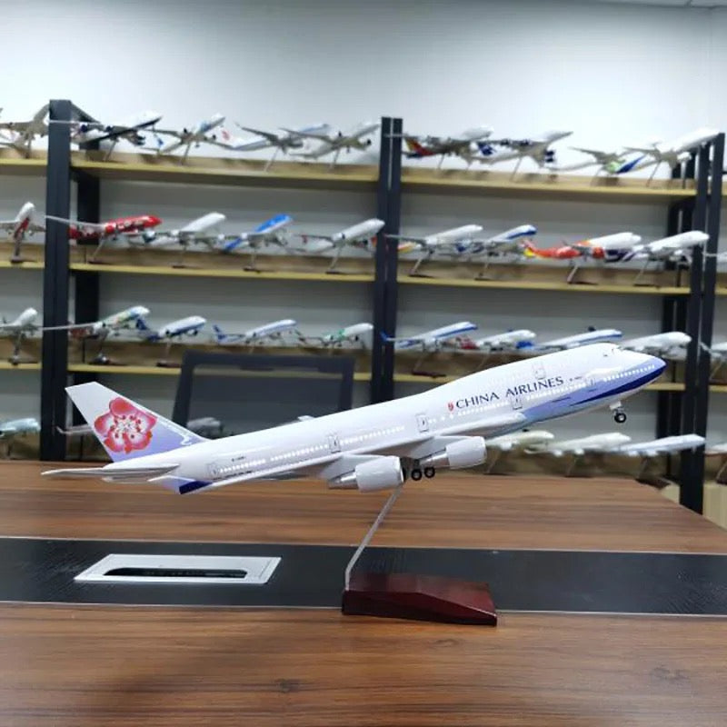 China Airways Boeing 747-400 47cm 1/160 LED & Non LED Model Plane