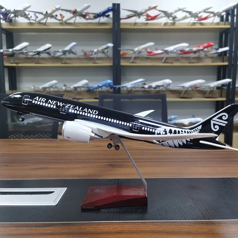 Air New Zealand 787-9 All Black Livery 47cm 1/160 LED & Non LED Model Plane