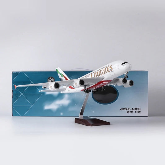Emirates New Livery Airbus A380 47cm 1/160 LED & Non LED Model Plane