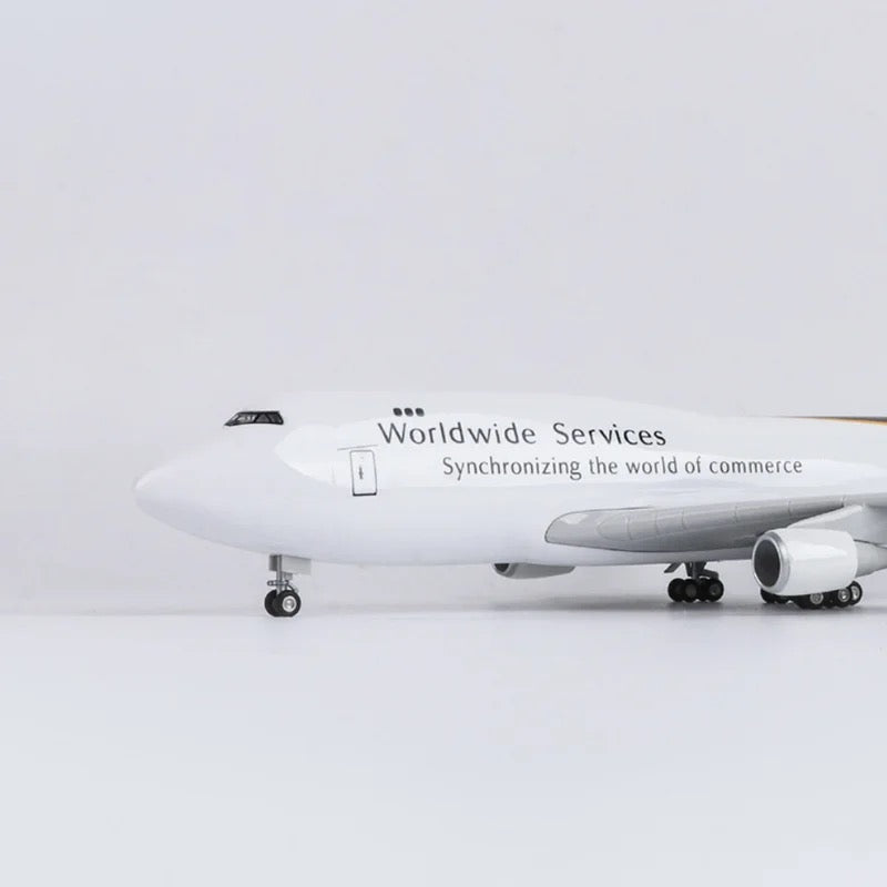 UPS Boeing Freighter 747-400 47cm 1/160 Model Plane