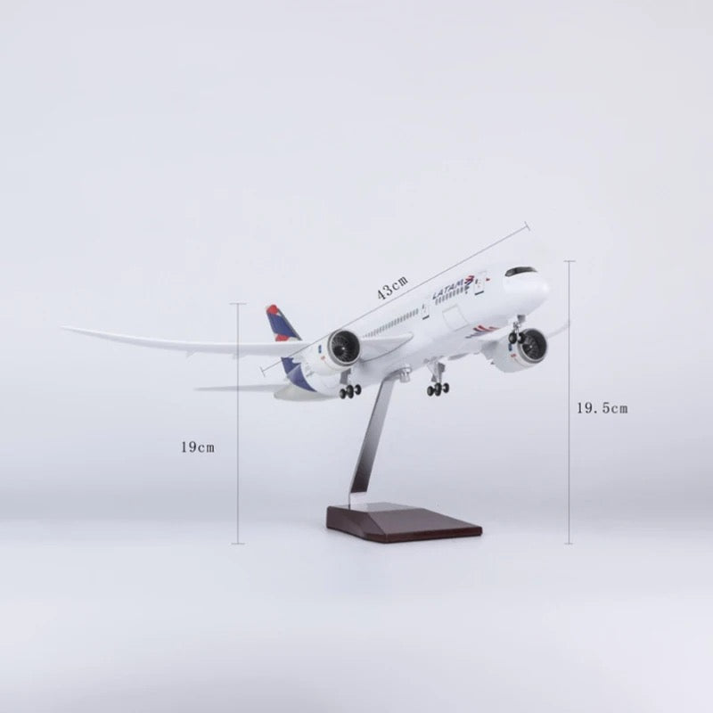 Latam Boeing 787-9 47cm 1/160 LED & Non LED Model Plane