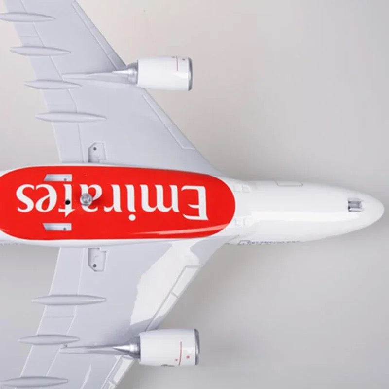 Emirates Original Livery Airbus A380 47cm 1/160 LED & Non LED Model Plane