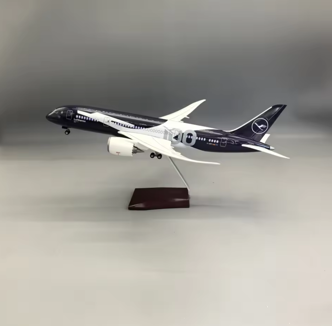 Lufthansa Boeing 787-9 80 Years Livery 47cm 1/160 LED & Non LED Model Plane