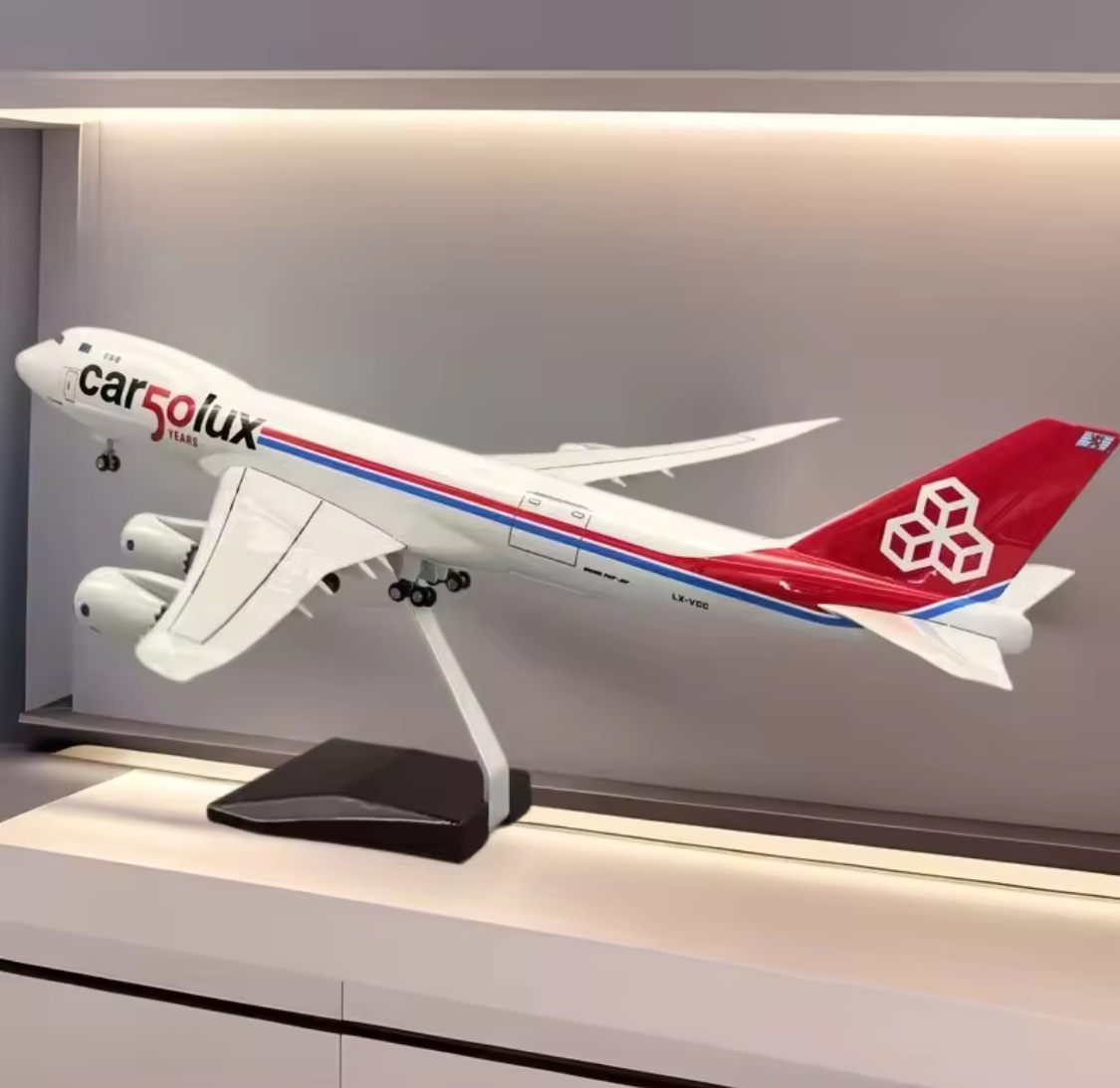 Cargolux Boeing Freighter 747-8 50 Years Livery 47cm 1/160 Model Plane