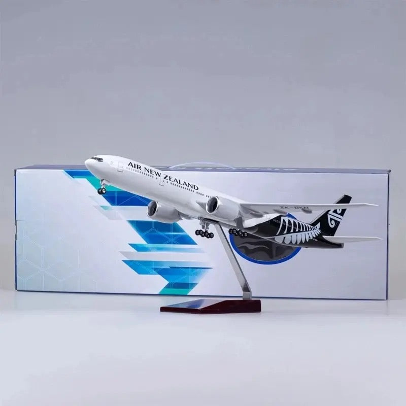 Air New Zealand 777 47cm 1/160 LED & Non LED Model Plane