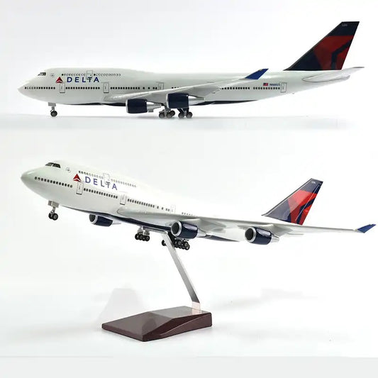 Delta Airlines Boeing 747 47cm 1/160 LED & Non LED Model Plane