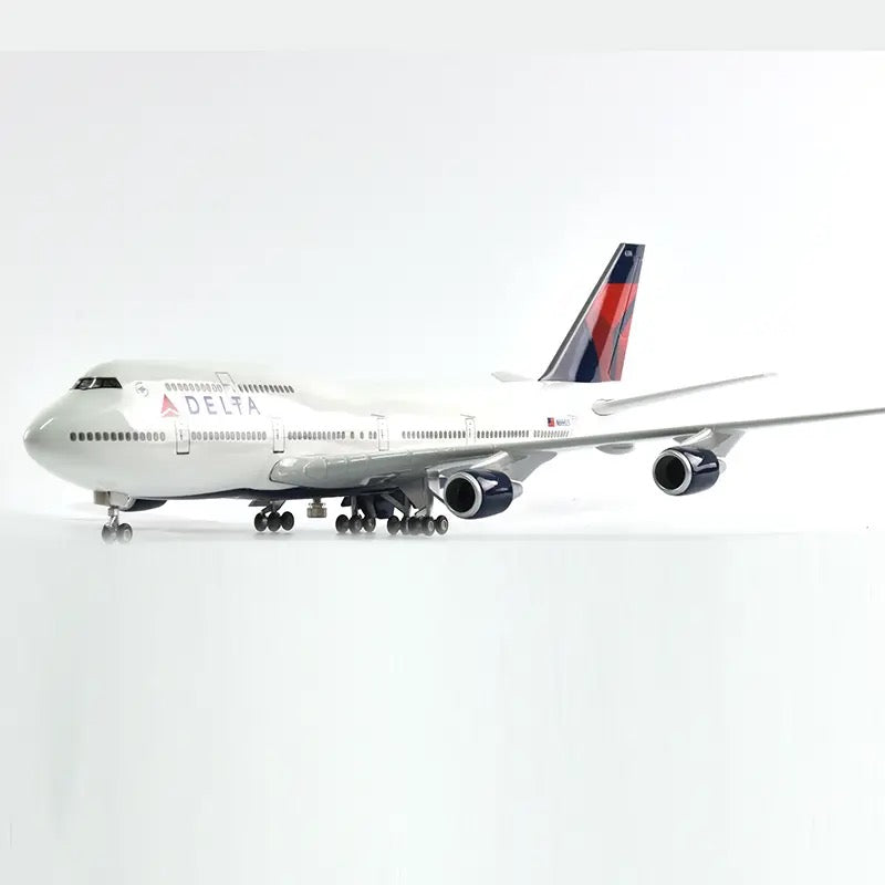 Delta Airlines Boeing 747 47cm 1/160 LED & Non LED Model Plane