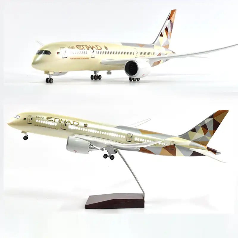 Etihad Boeing 787-9 47cm 1/160 LED & Non LED Model Plane