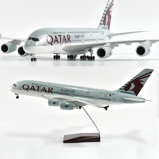 Qatar Airlines Airbus A380 47cm 1/160 LED & Non LED Model Plane