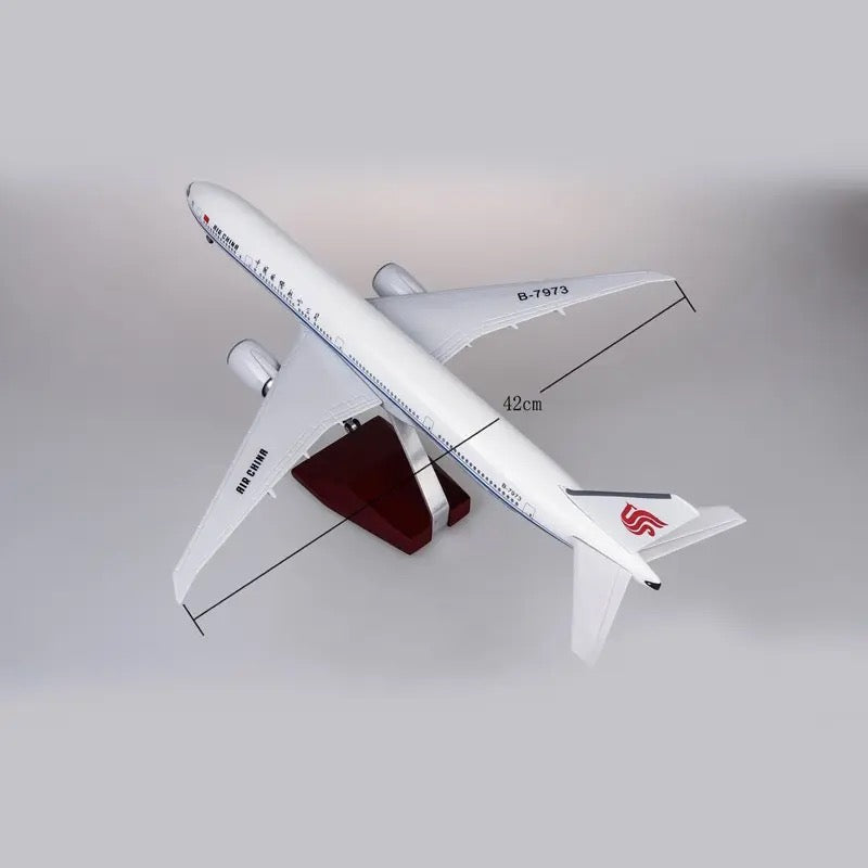 47cm 1/160 LED & Non LED Air China Boeing 777 Model Plane