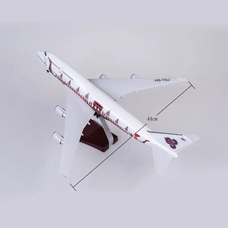 Thai Airways Boeing 747-400 Royal Bargue Livery 47cm 1/160 LED & Non LED Model Plane