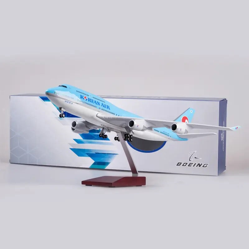 Korean Airlines Boeing 747-400 47cm 1/160 LED & Non LED Model Plane