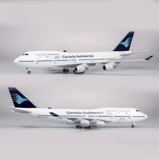 Garuda Airlines Boeing 747-400 47cm 1/160 LED & Non LED Model Plane