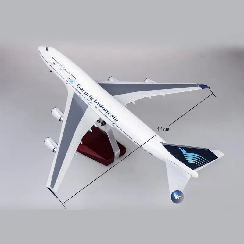 Garuda Airlines Boeing 747-400 47cm 1/160 LED & Non LED Model Plane