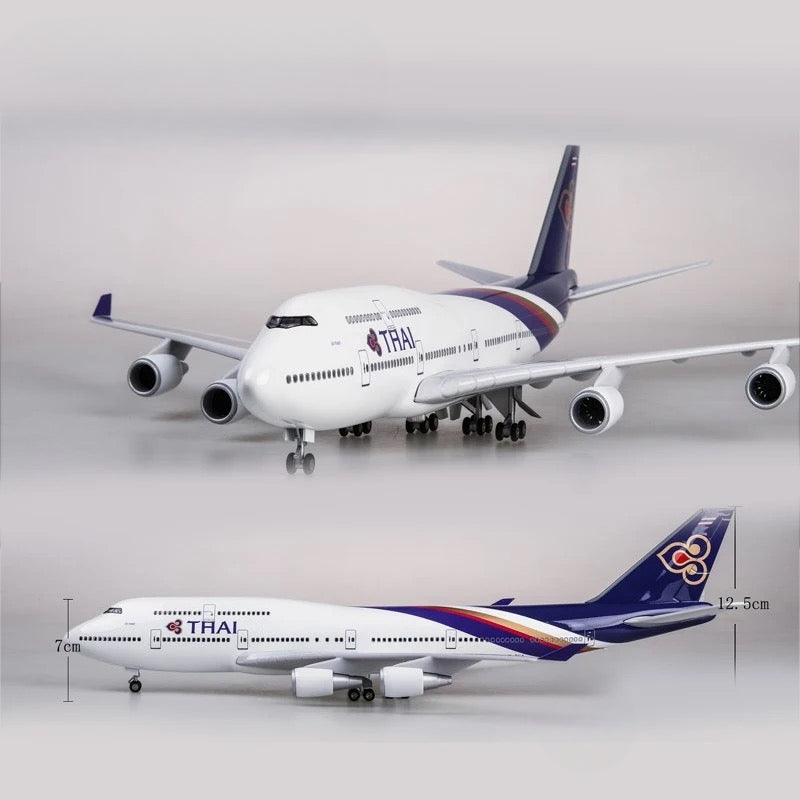 Thai Airways Boeing 747-400 47cm 1/160 LED & Non LED Model Plane