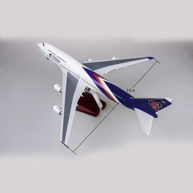 Thai Airways Boeing 747-400 47cm 1/160 LED & Non LED Model Plane
