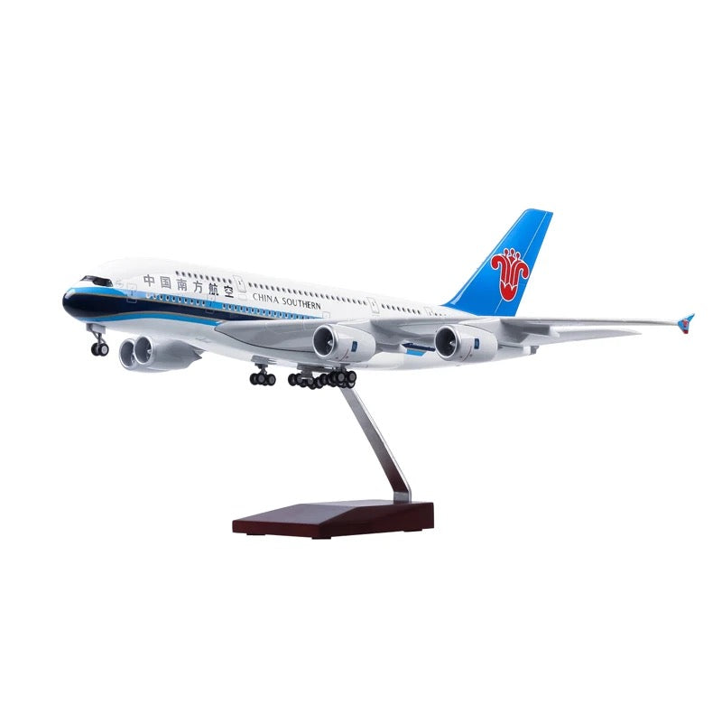 China Southern Airbus A380 47cm 1/160 LED & Non LED Model Plane