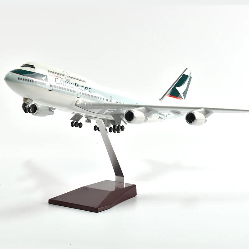 Cathay Pacific Boeing 747 47cm 1/160 LED & Non LED Model Plane